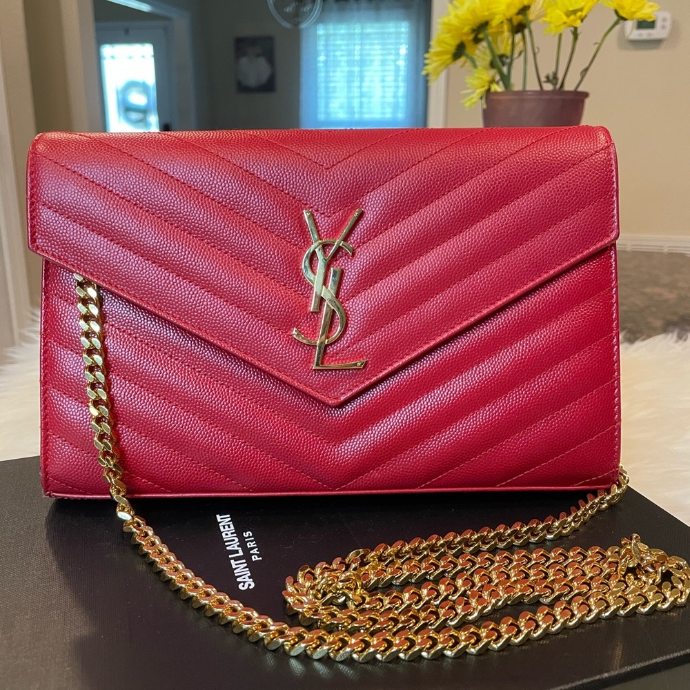 SOLD! YSL Grain de Poudre Wallet on Chain - Picture 2 of 14